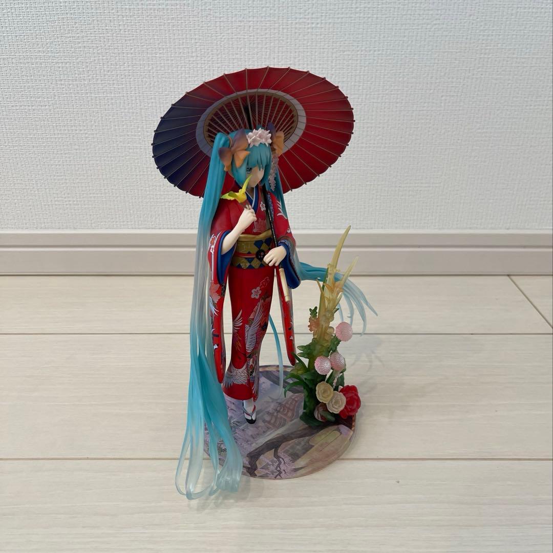 初音ミク 花色衣 1/8フィギュア ストロンガー 和服
