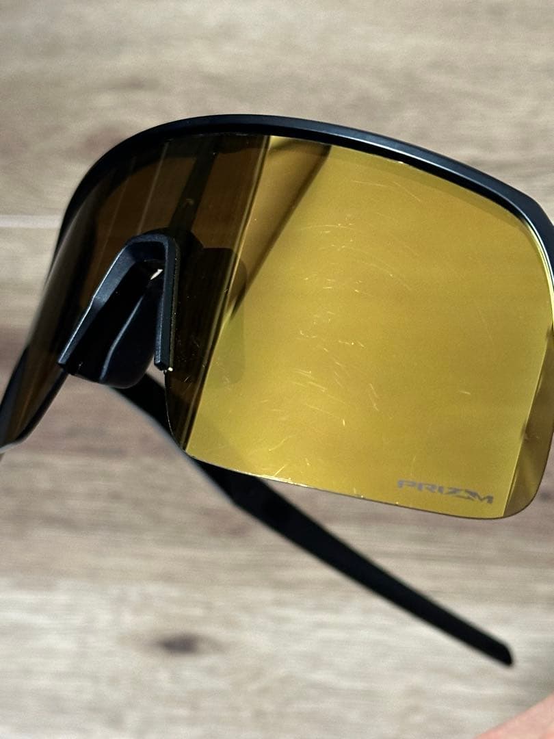 riku　サングラスOAKLEY SUTRO スートロ ゴールドレンズ