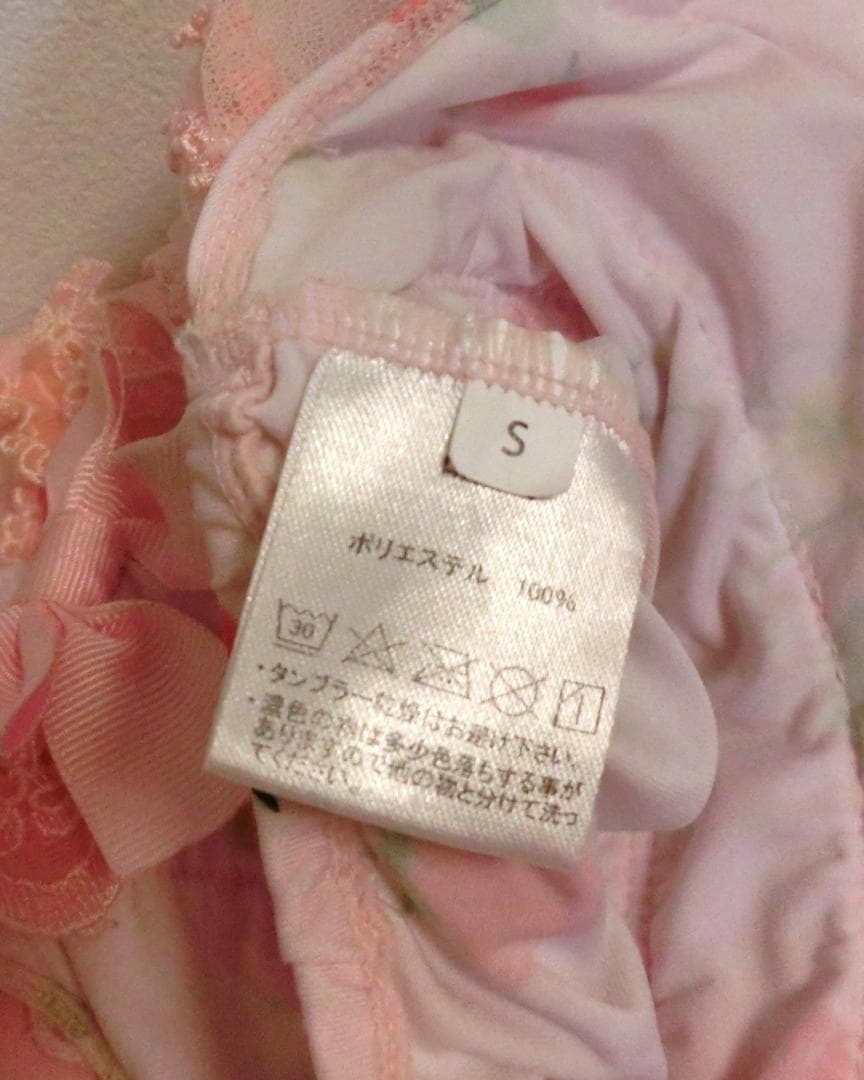 【美品】きゃんナナ いちごキャミワンピ Ｓサイズ