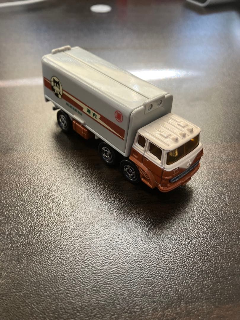 【美品】トミカ　丸運