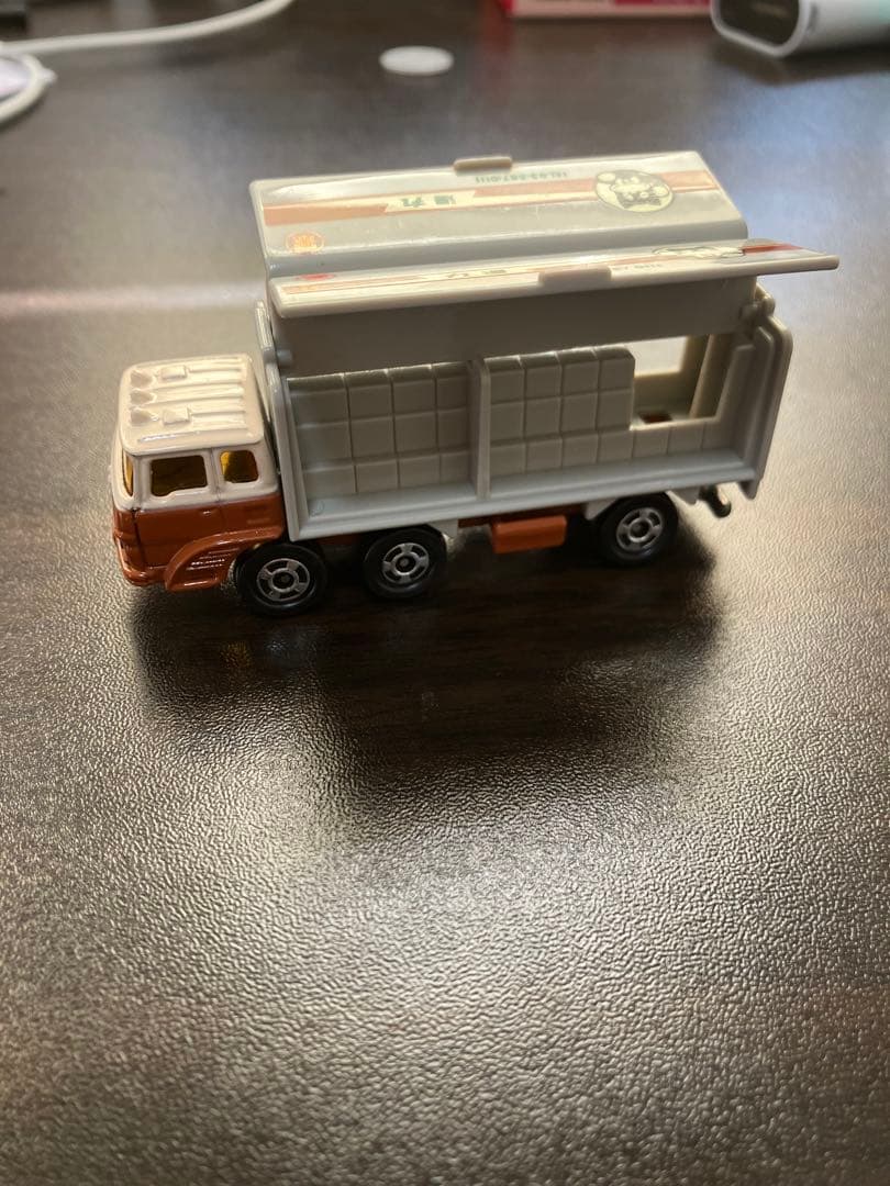 【美品】トミカ　丸運