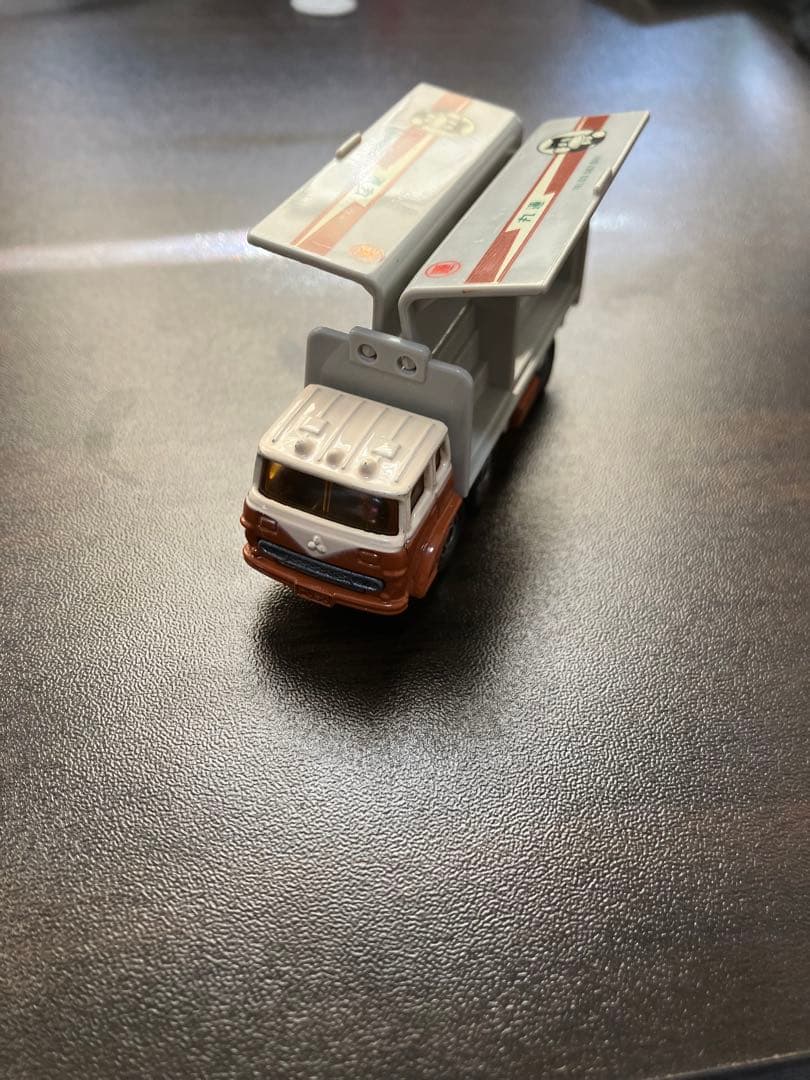 【美品】トミカ　丸運