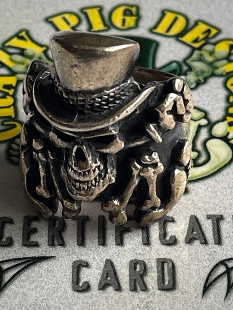 ■ハル部屋 Crazy Pig Designs/Top Hat Skull