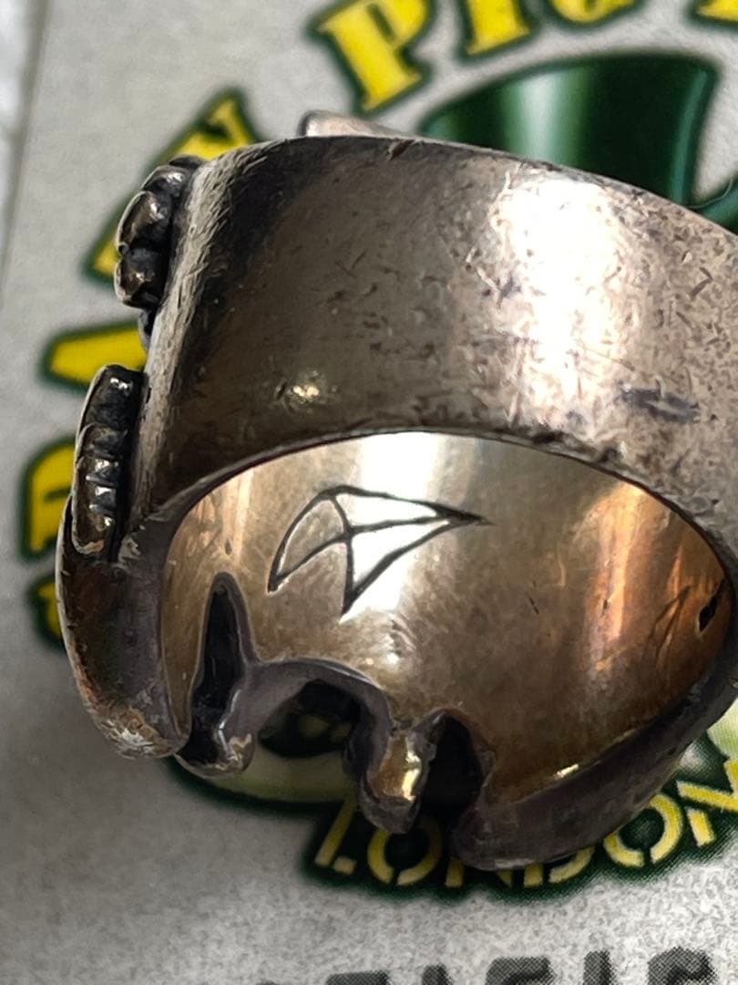 ■ハル部屋 Crazy Pig Designs/Top Hat Skull