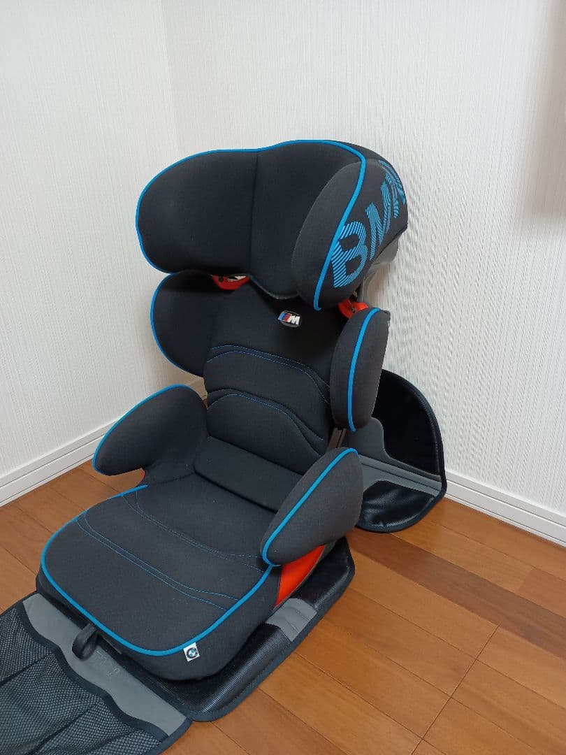BMW 純正 ジュニアシート オマケ付 なんちゃってM仕様 ISOFIX