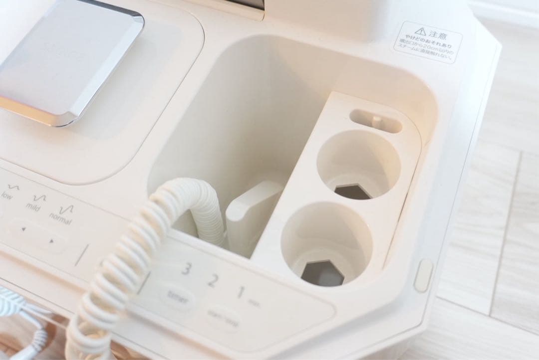 【美品】⭐︎サキナ saqina ルルシェ 美顔器 エステマシン