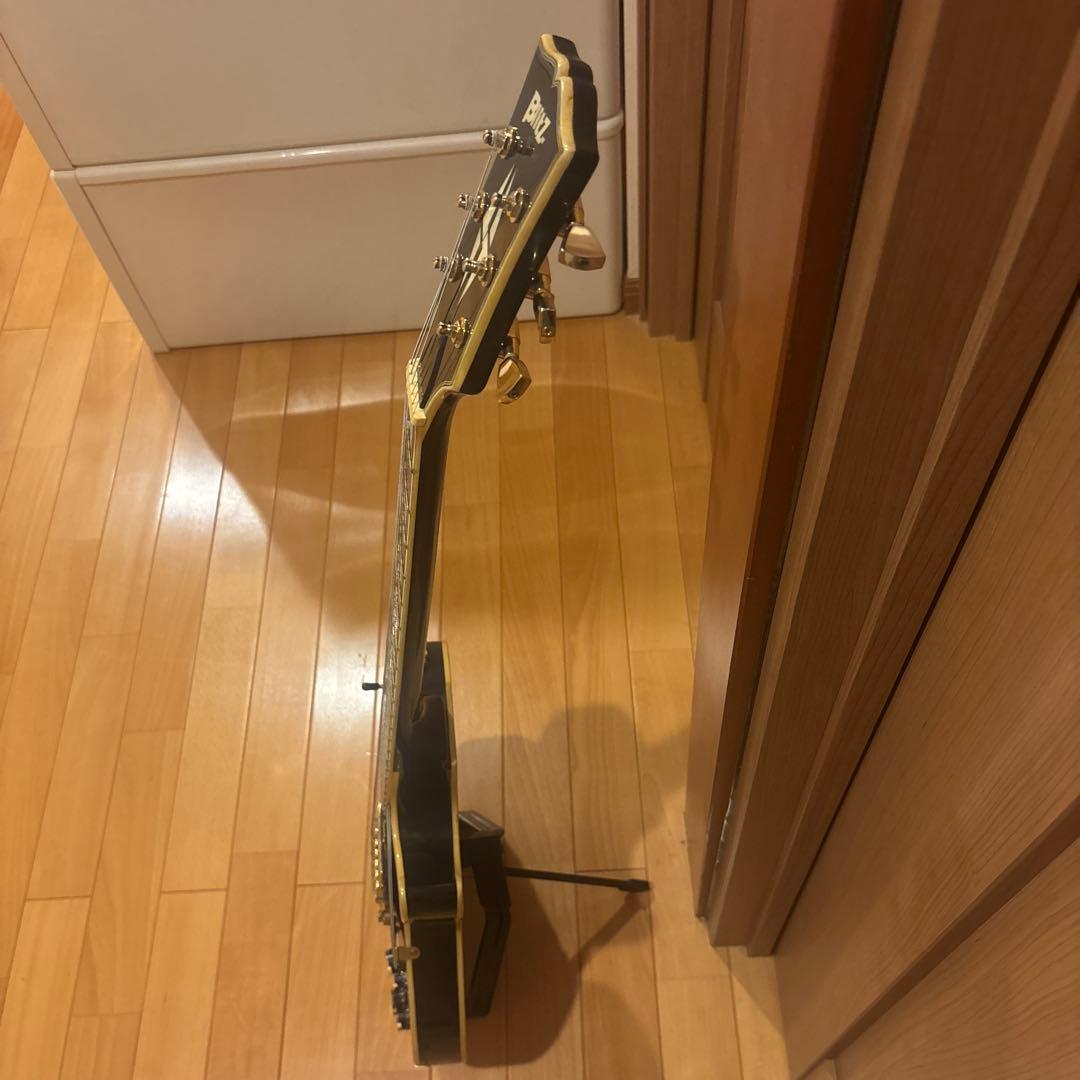 ”ぼっちざろっく”Blitz BLACKレスポールカスタムタイプ 新品弦張替済