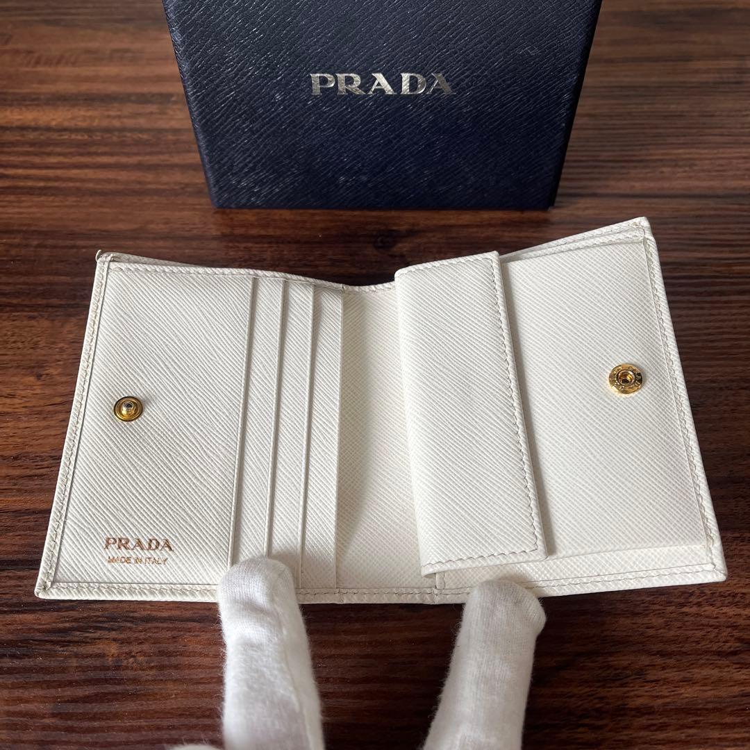 【美品！！】PRADA コンパクトウォレット 1MV021 三角ロゴ ホワイト