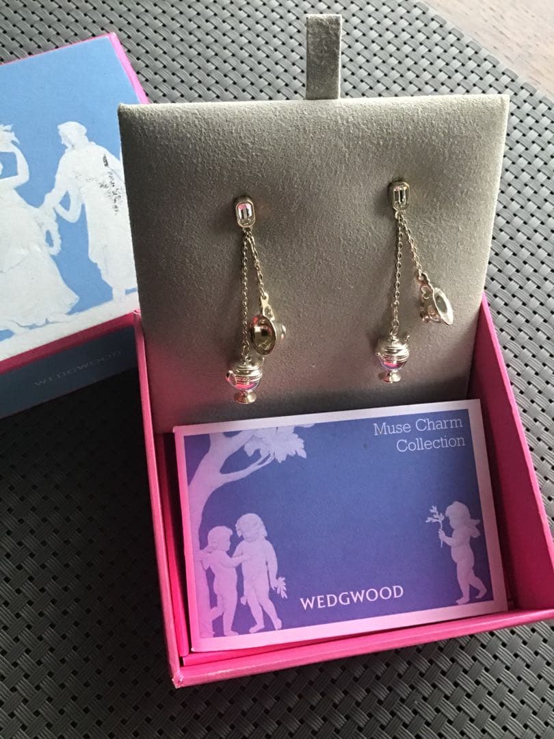 ウエッジウッドのシルバー925のピアス、レア