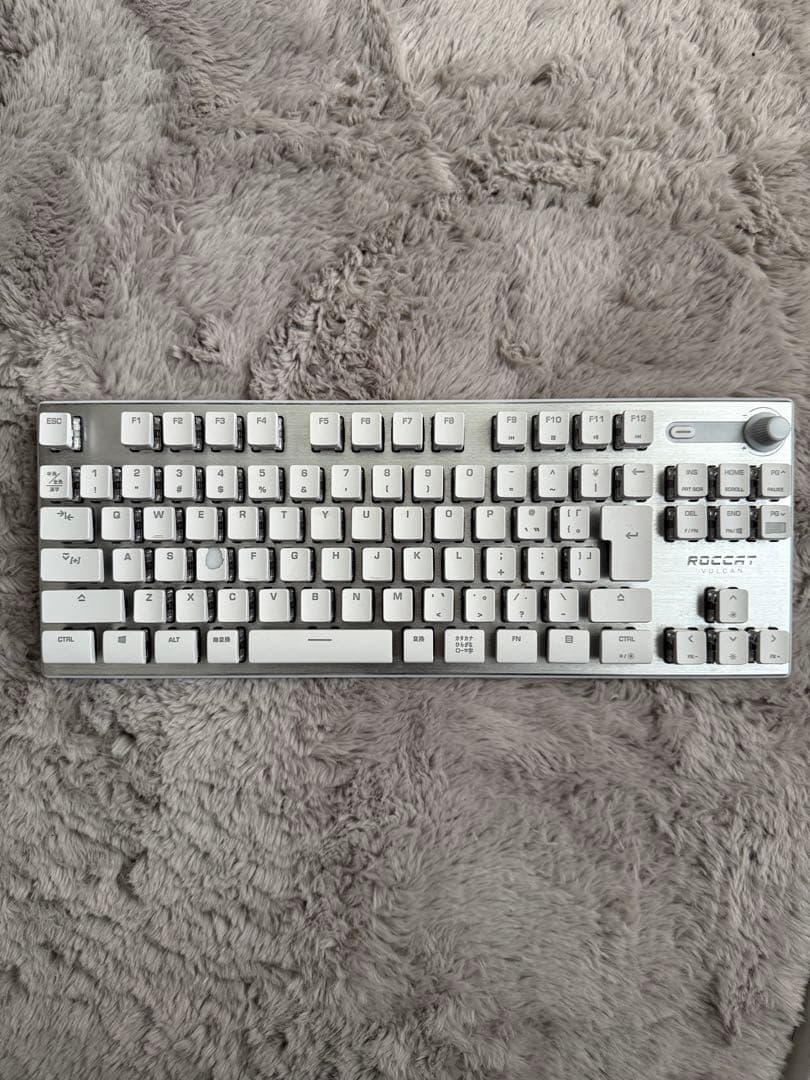 ROCCAT VULCAN TKL Pro ゲーミングキーボード