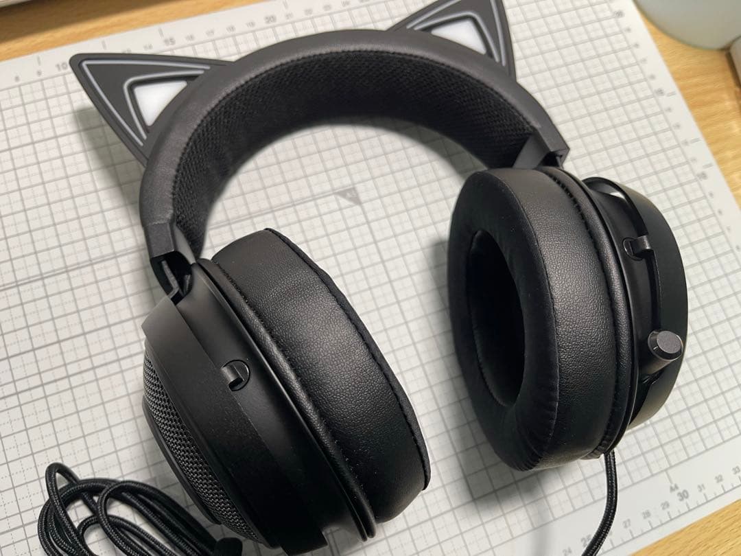 Razer Kraken Kitty ゲーミングヘッドセット　ネコミミ