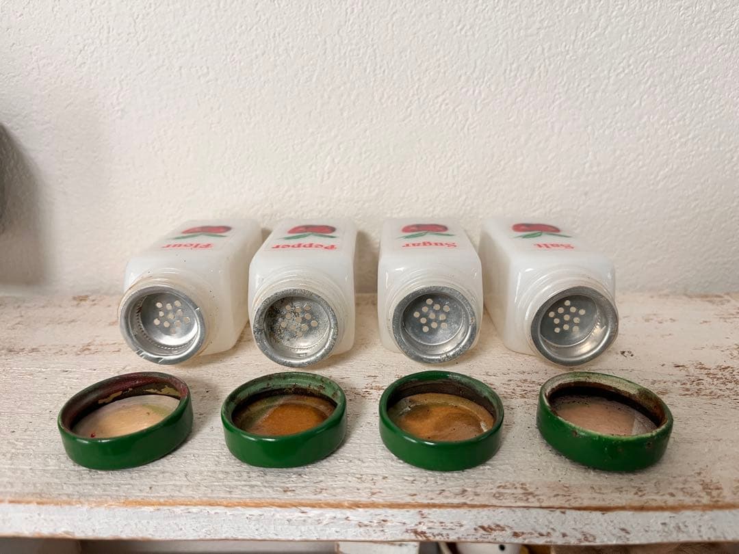 ミルクガラス　ヴィンテージ　調味料入れ　4個セット