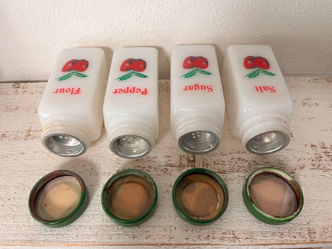 ミルクガラス　ヴィンテージ　調味料入れ　4個セット