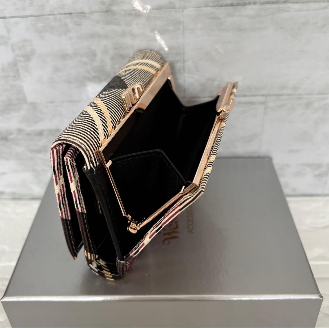 vivian westwood がま口 二つ折り スモールフレームウォレット