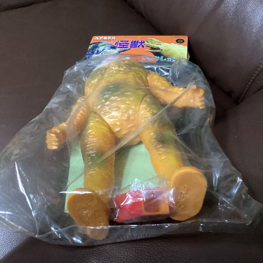 ベアモデル　ジャイアントザラブ星人　新品未開封　100体限定