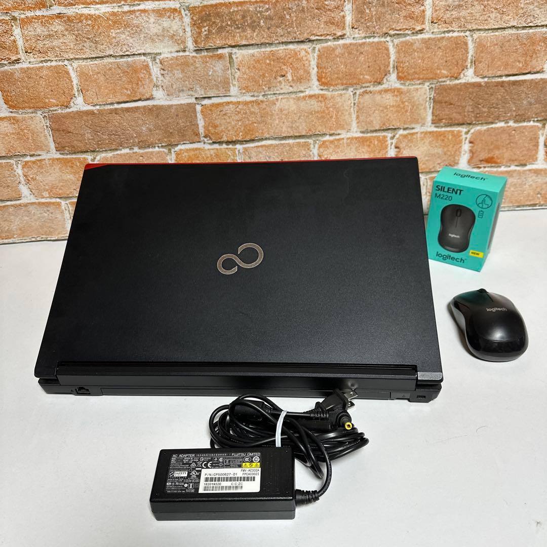 美品　富士通ノート PC Core i7 SSD500GB Windows11