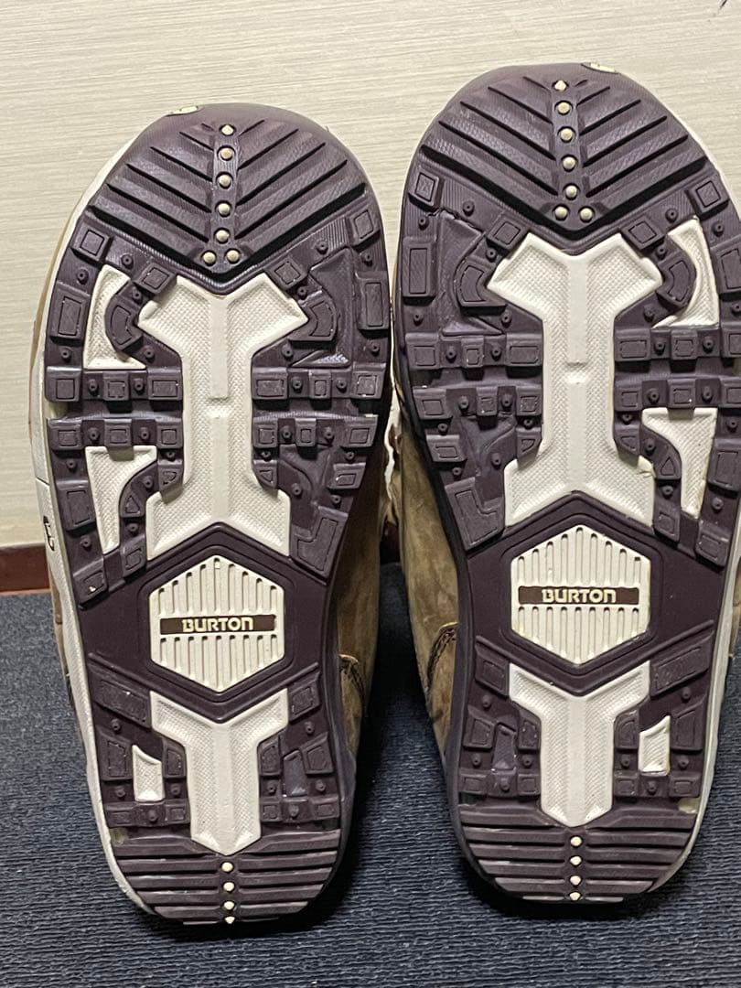 BURTON ION RED WINGレザー　28㎝