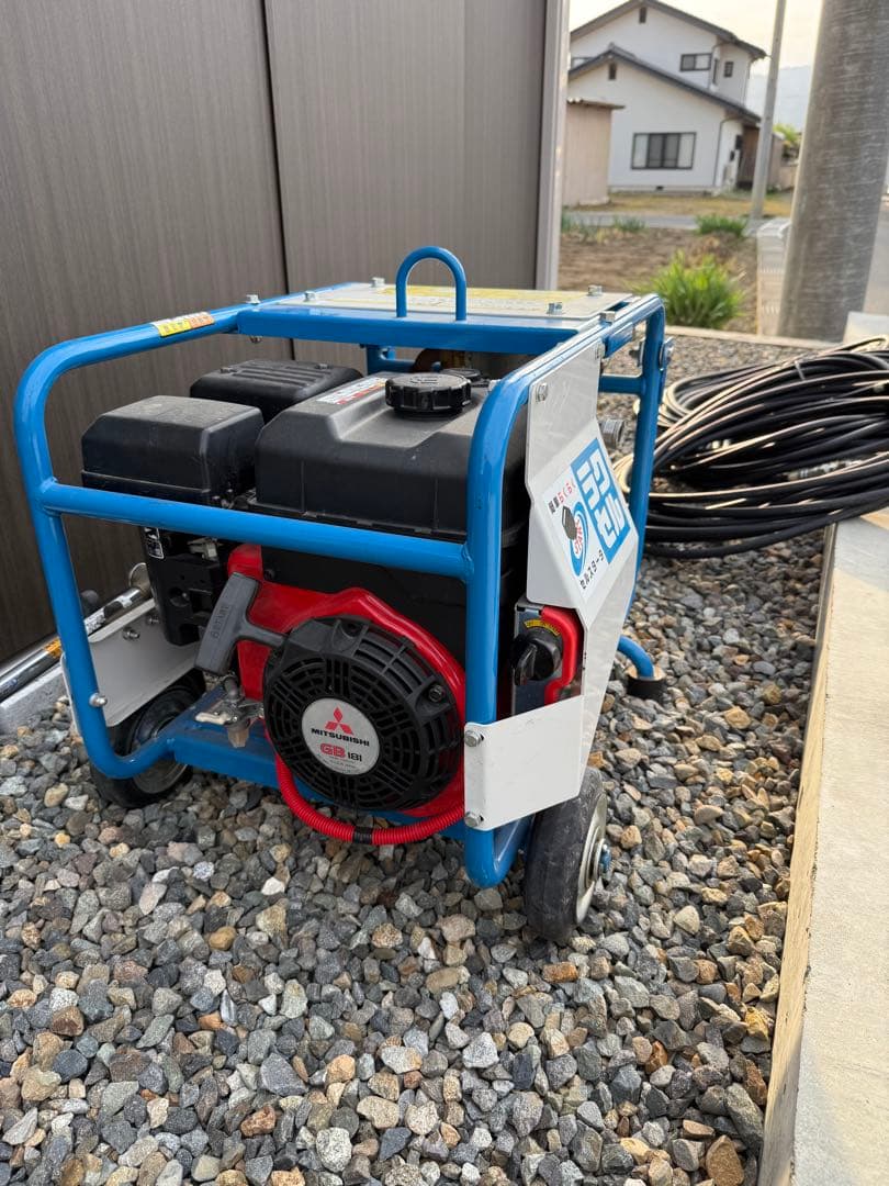 ラクセル 高圧洗浄機本体美品