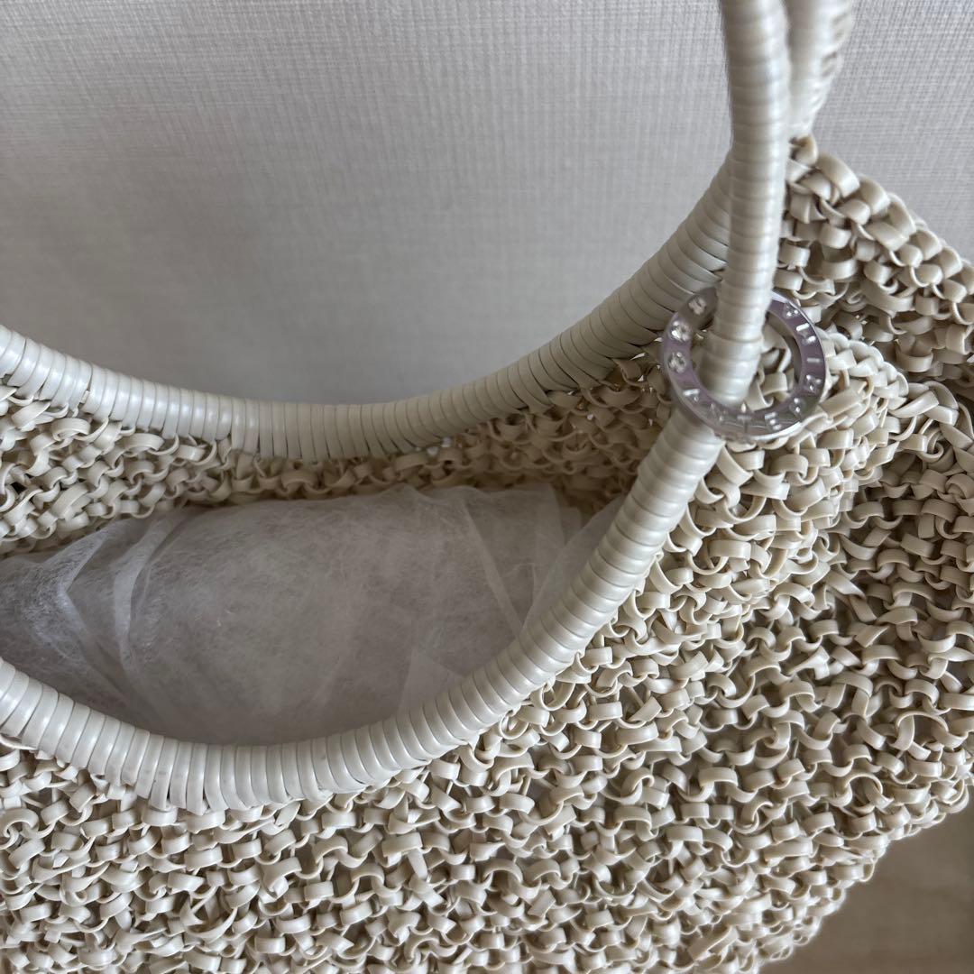 お値下げ　アンテプリマ　アイボリー バッグ