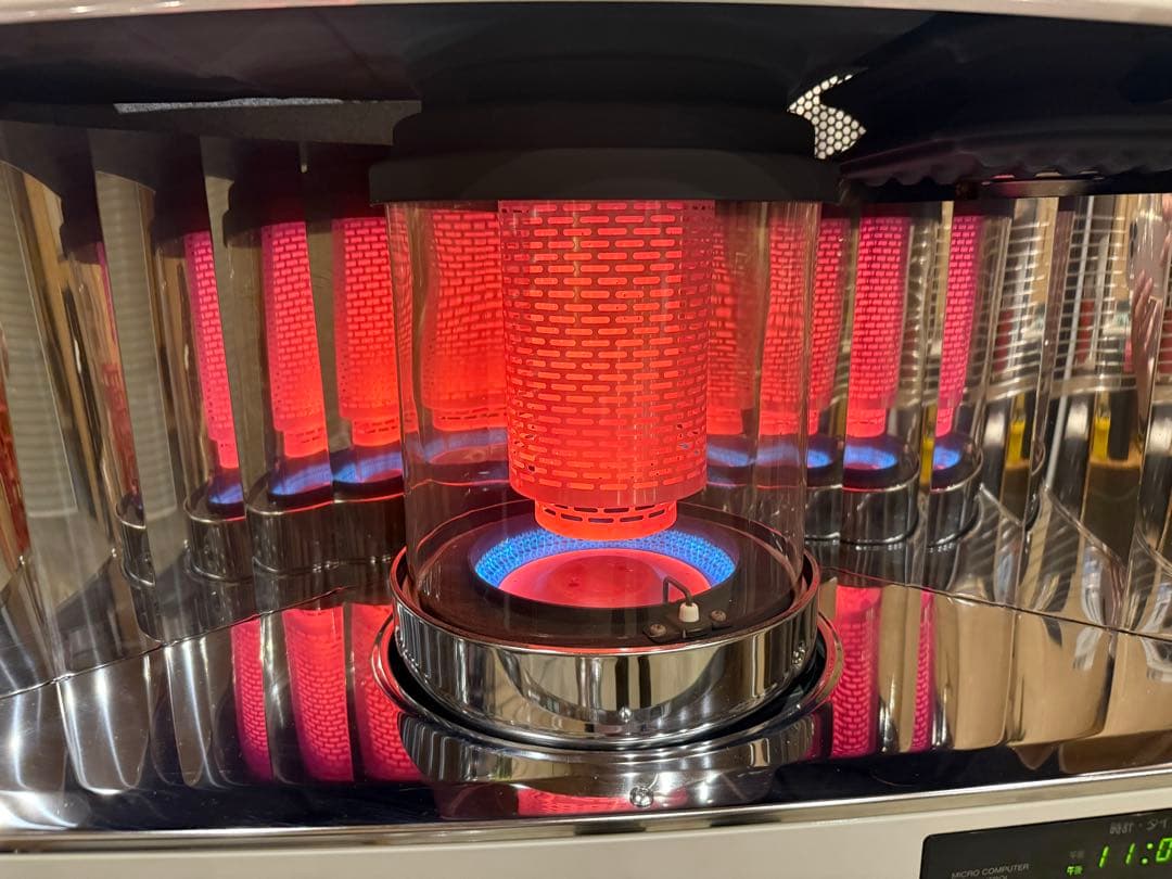 送料込美品2023年製コロナ FFストーブ FF-6813SR