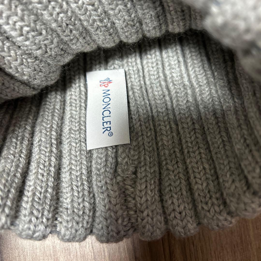 ゆずゆずです、MONCLER グレー ニット帽
