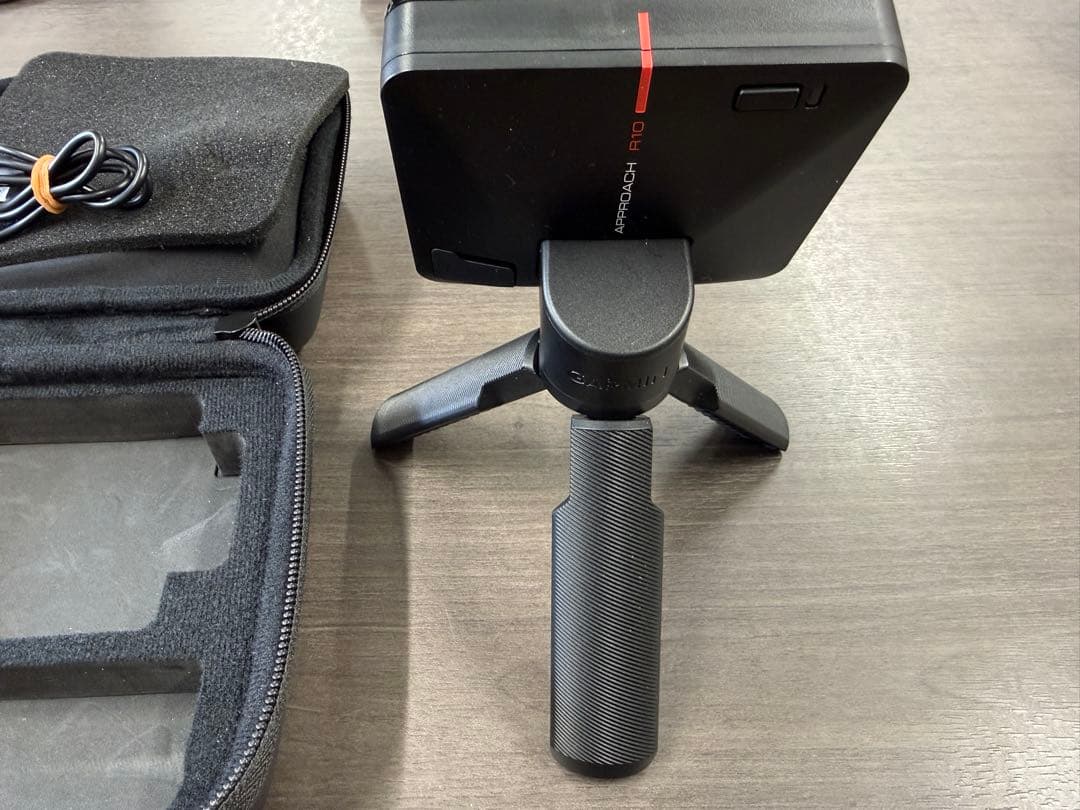 GARMIN R10 ゴルフ用距離計 本体と付属品