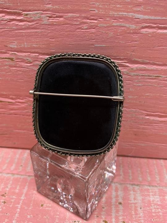 yy2　アンティーク調　絵画風スクエアブローチ　ヴィンテージ