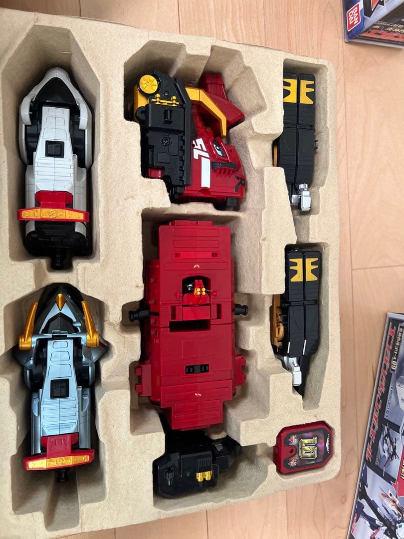 炎神戦隊ゴーオンジャー　合体ロボシリーズ