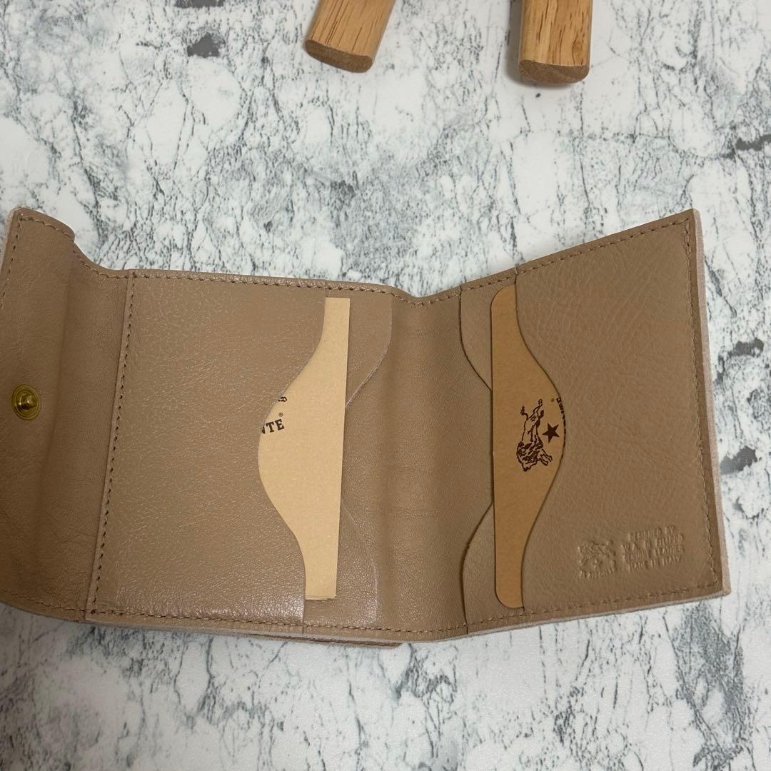 IL BISONTE イルビゾンテ　ベージュ 二つ折り財布