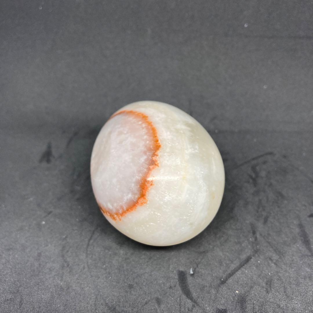 TMG たまご　卵のような石？宝石？鉱石？　詳細不明