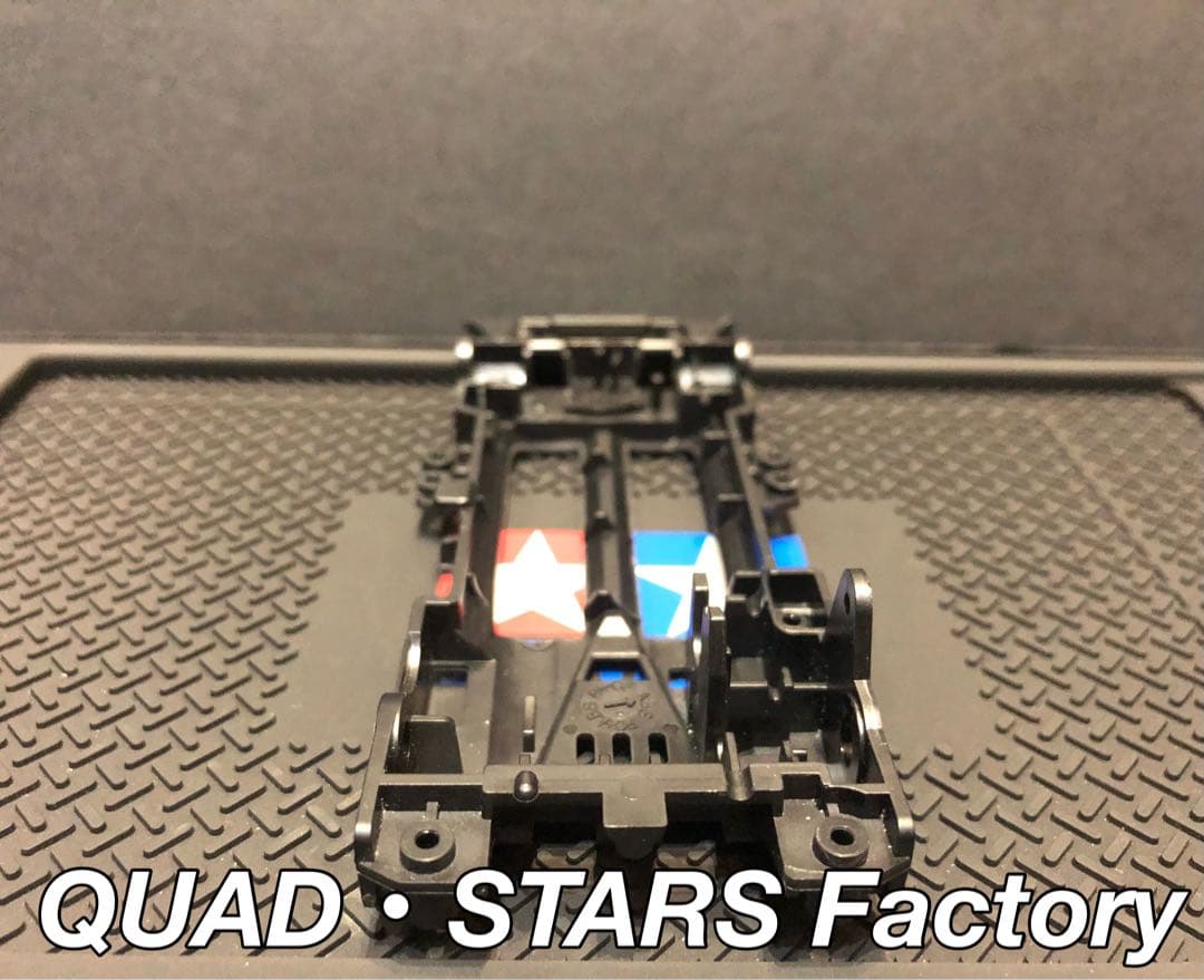 【MARU】VZシャーシ／バンパーレス＆軽量加工＋モーター押さえプレート