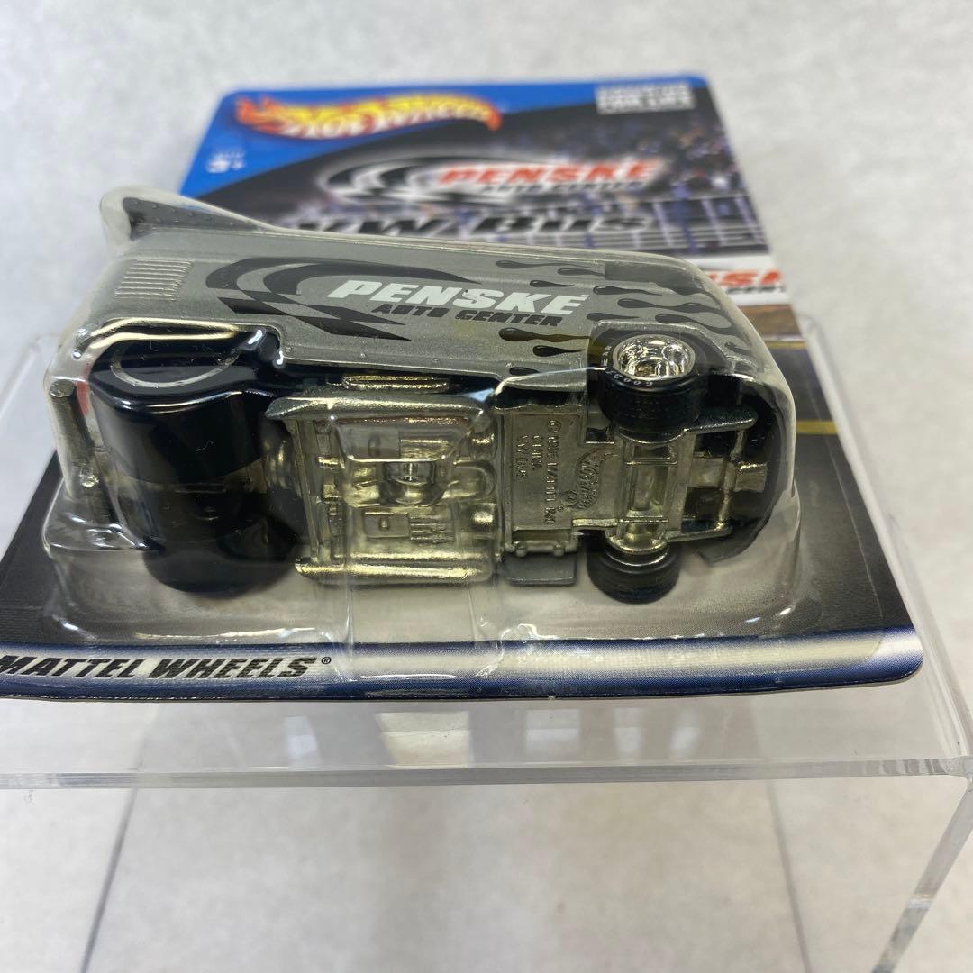 ホットウィール　PENSKE フォルクスワーゲンドラッグバス（銀）