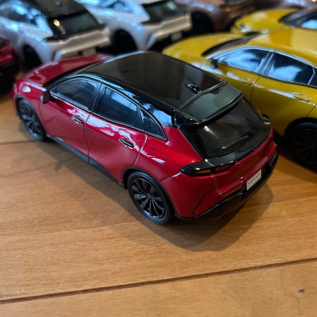 トヨタ クラウンスポーツ ミニカー セット