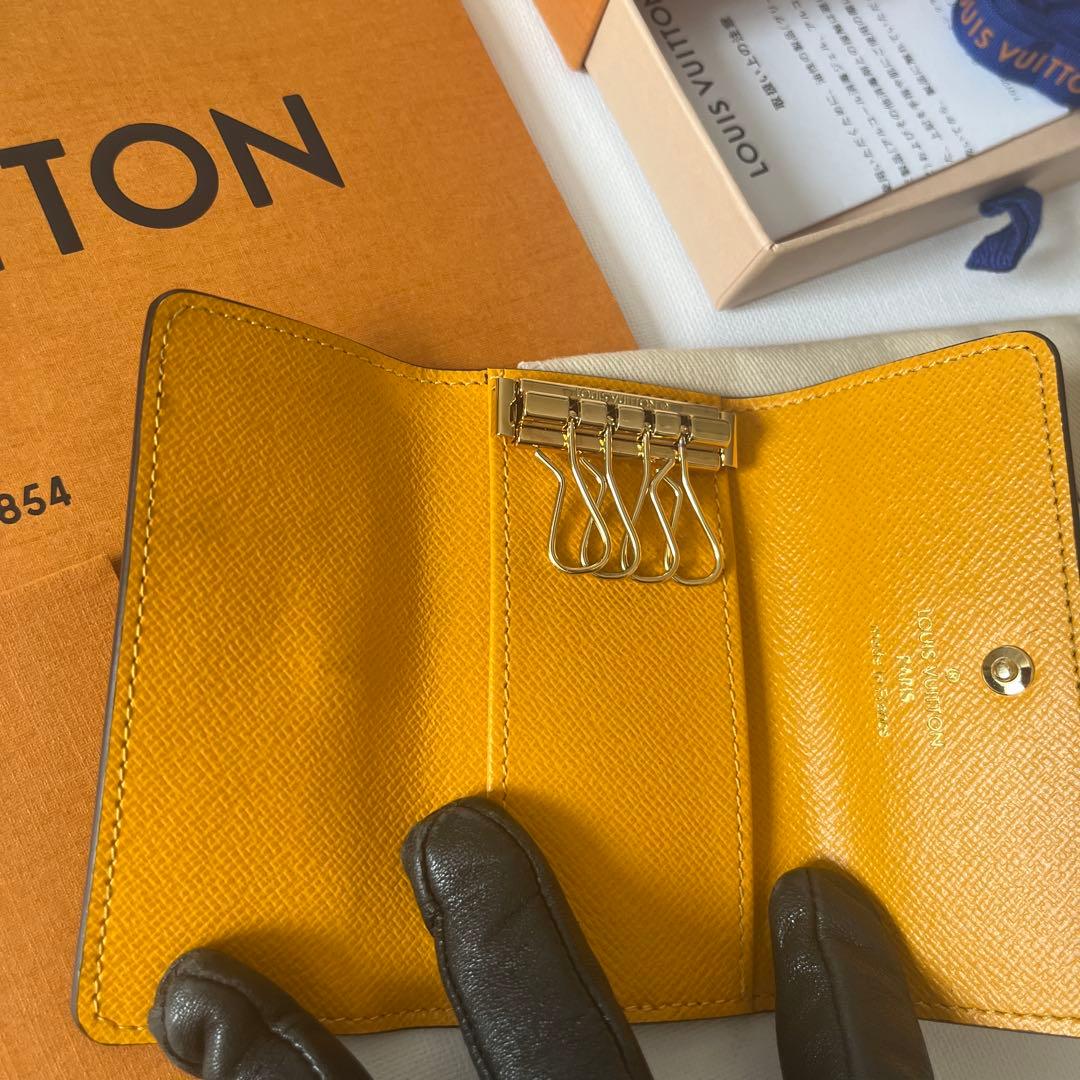 極美品・付属品完備 LOUIS VUITTON キーケース