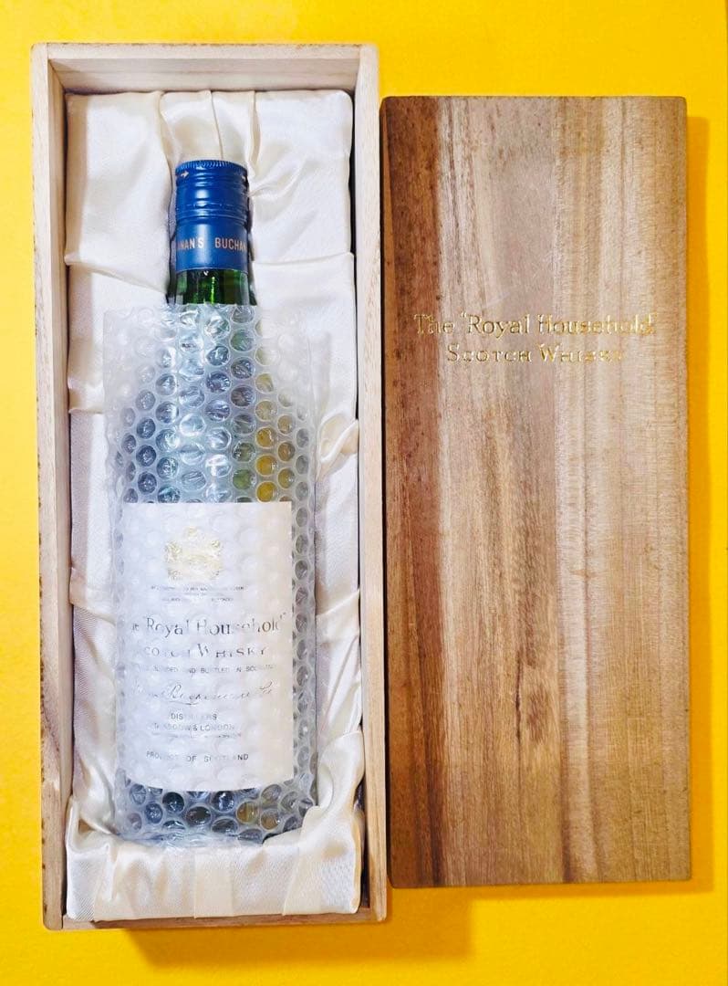 未開封レア英国王室御用達ロイヤルハウスホールドスコッチウイスキー750ml桐箱付