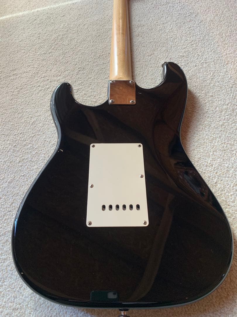 Squierスクワイヤー　ストラト