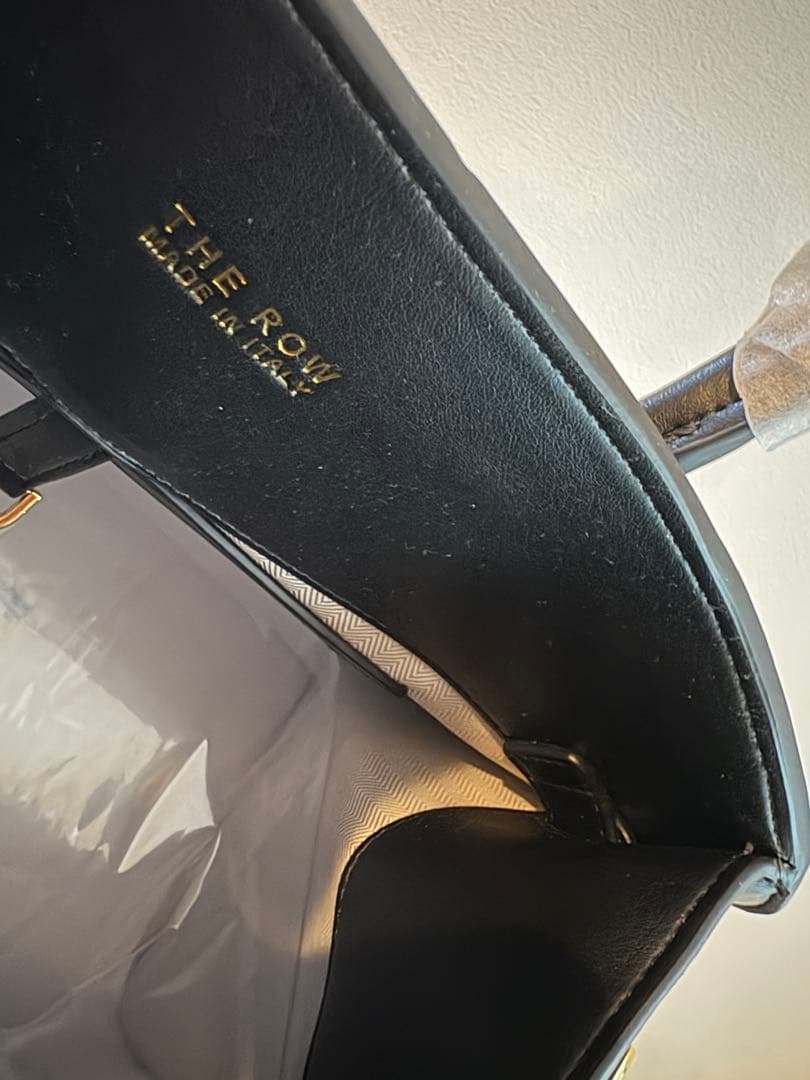 新品THE ROWバッグ　ノベルティ　マルゴー15 大容量 本革