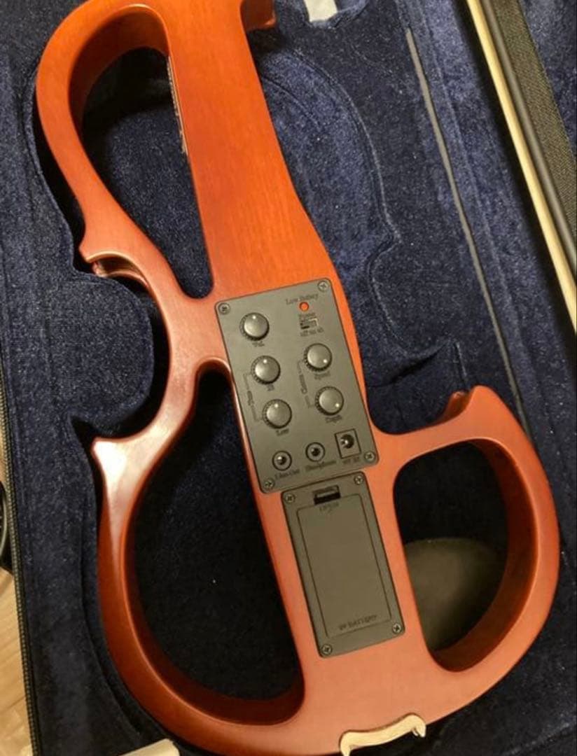 エレキヴァイオリン Valente EVN-37 ブラウン　サイレント