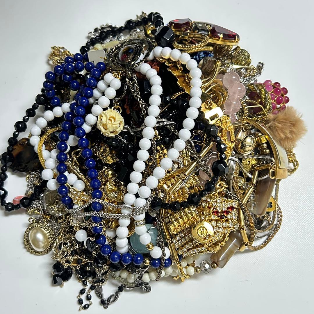 イミテーションまとめ売り　ヴィンテージ　アンティーク　ネックレスレディース【7】