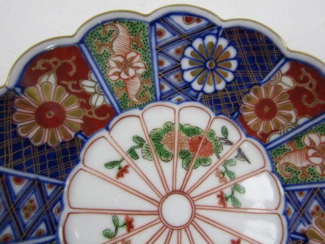 大聖寺伊万里 輪花 金彩菊花図 小皿 2枚 16ｃｍ 竒玉宝鼎之珍 0725 ③