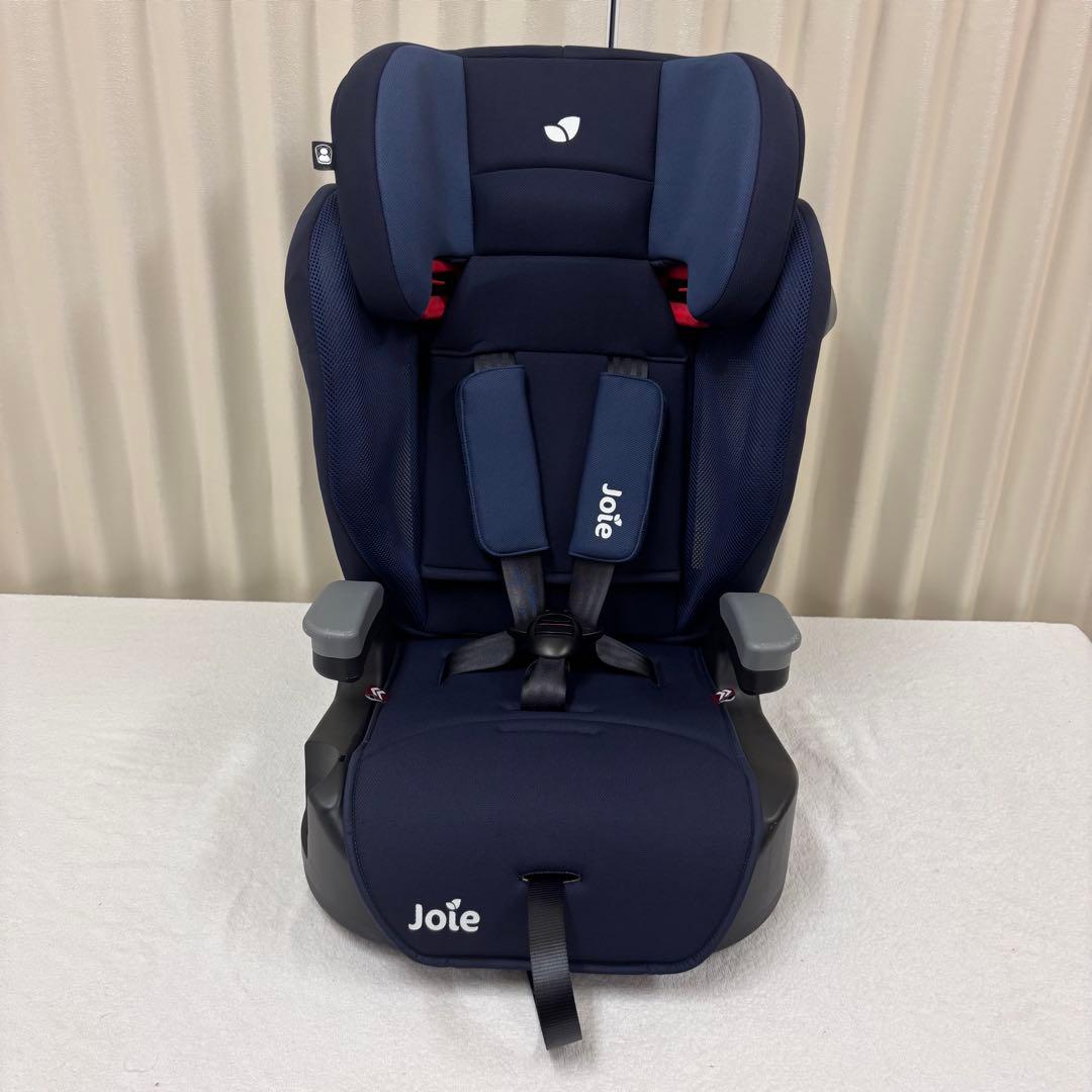 クリーニング済　☆美品☆　1才半〜12才　ジョイー　ジュニアシート　エレベート