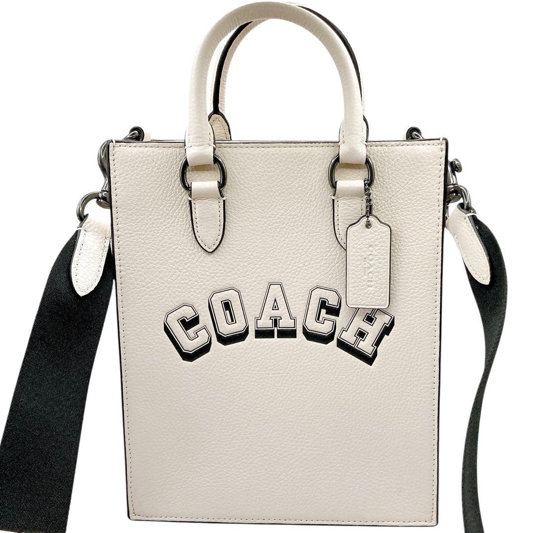 新品未使用✨COACH ディラン 2way ショルダーバッグ　ホワイト　付属品有