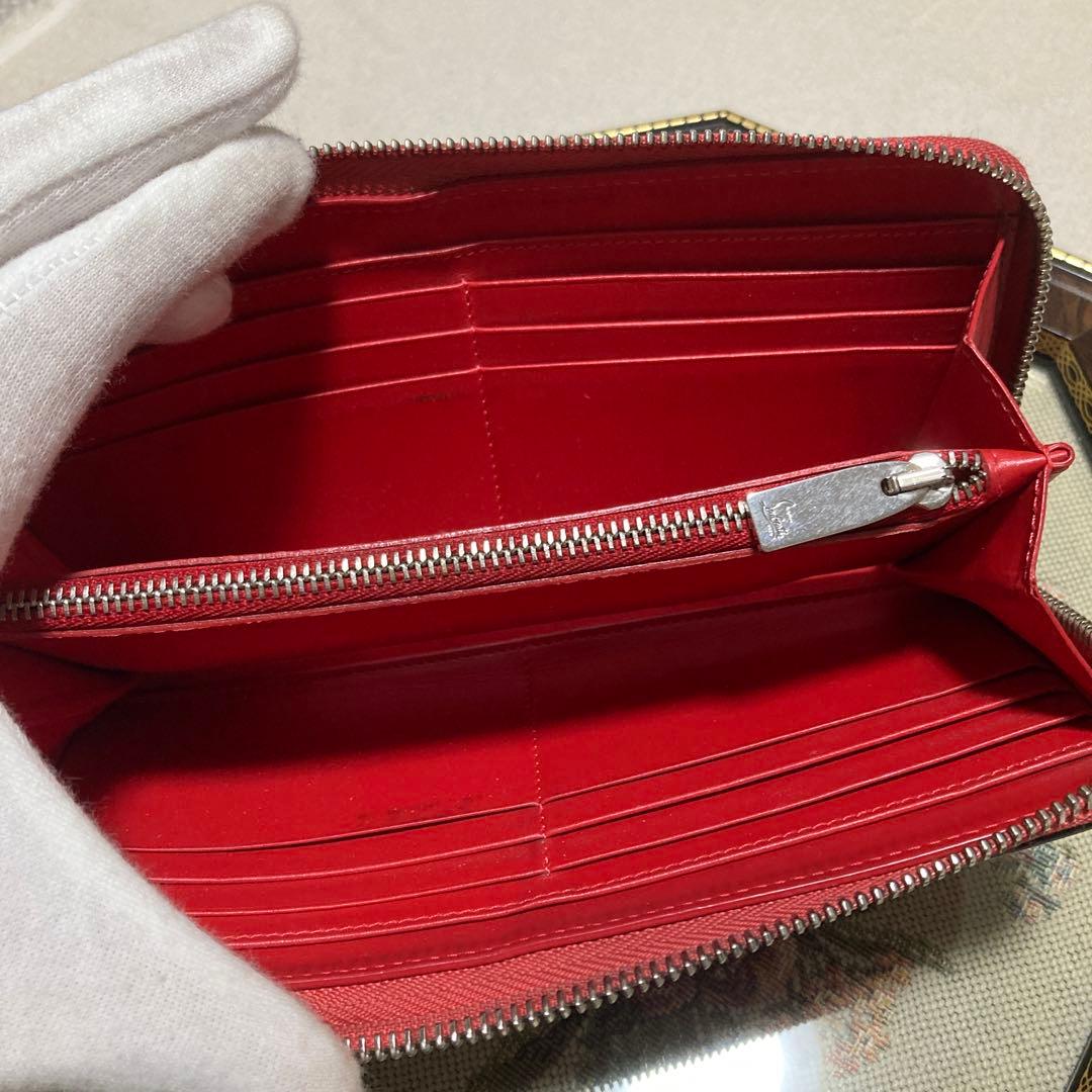 ルブタン　長財布