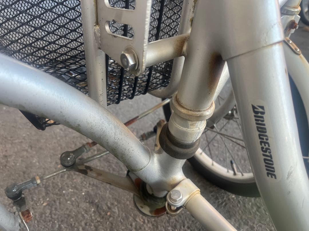 部品取りに、ジャンク品としての出品　名古屋市近郊限定手渡のみ中村区区北区配送無料