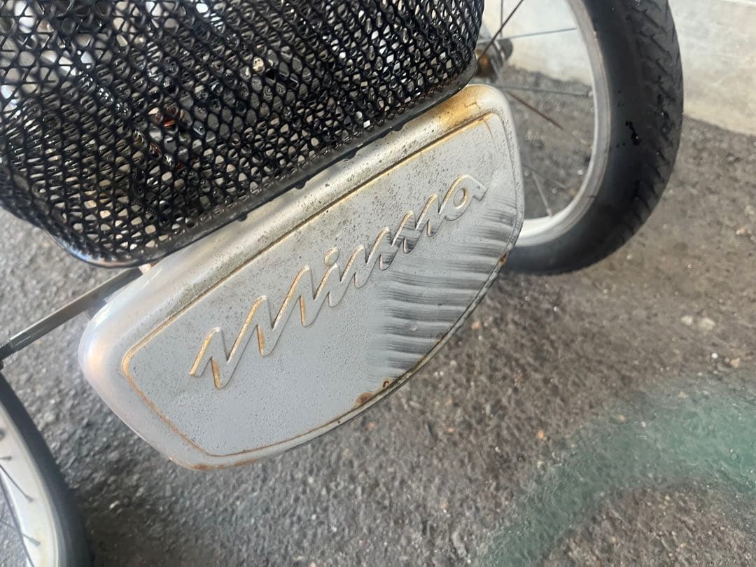 部品取りに、ジャンク品としての出品　名古屋市近郊限定手渡のみ中村区区北区配送無料