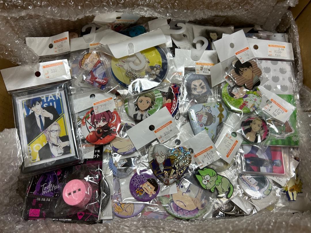 ノンジャンルグッズ　500点以上＋紙類40点　大量　まとめ売り　乙女系　ゲーム等