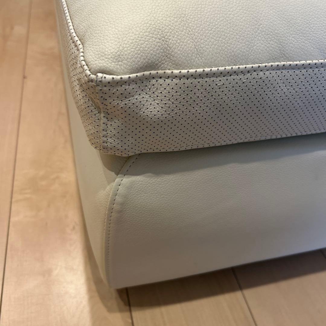 美品　アルフレックス　ホワイト スクエアオットマン レザー　本革