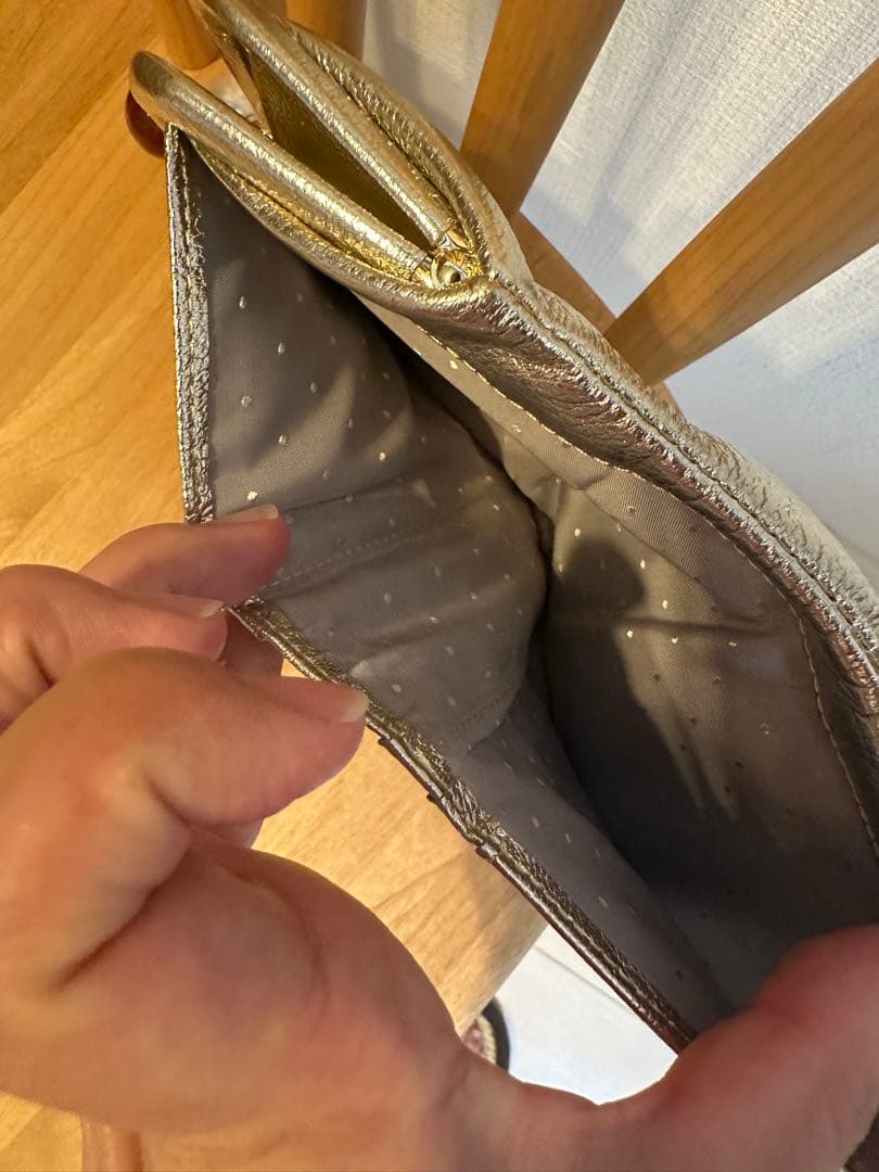 perche(ペルケ) がま口 アクリル玉 がま口 二つ折りウォレット