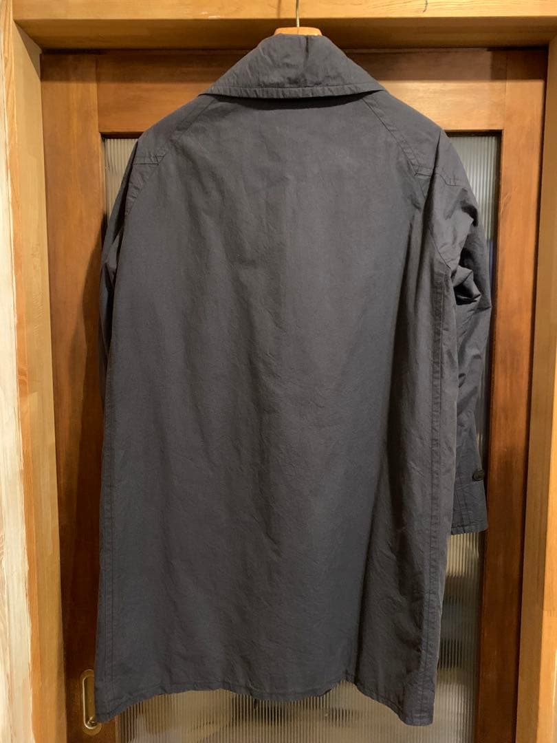 COMOLI コモリ　タイプライターマッキノウノコート