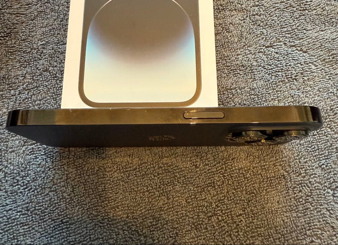 Apple iPhone 14 Pro スペースブラック 本体　中古